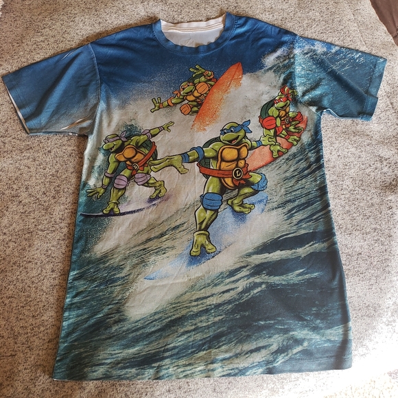 TMNT and Shredder Graphic Top - Picture 3 of 6